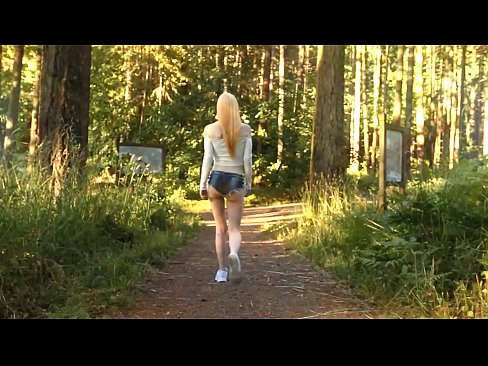 ❤️ Лепа жена се креће полако, а не голи видео Порно вк код нас sr.fullsexmovs.ru ❌❤